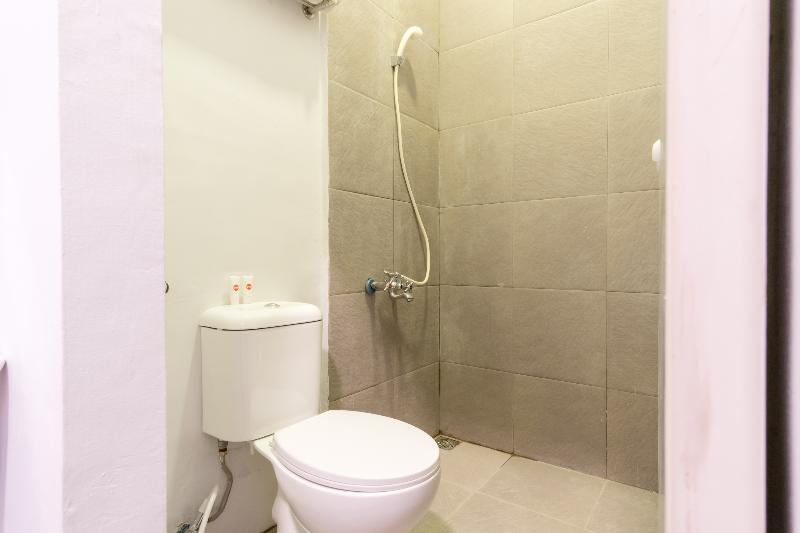 Oyo 835 Metropolitan Home Stay Medan Exterior foto