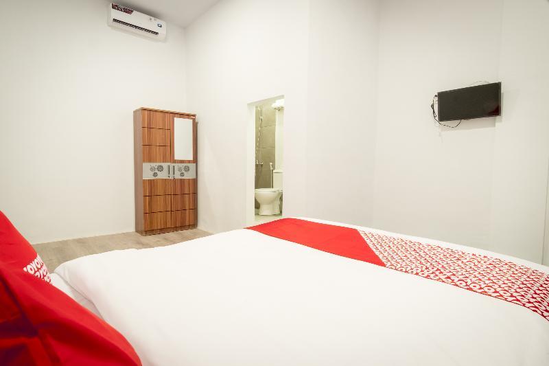 Oyo 835 Metropolitan Home Stay Medan Exterior foto